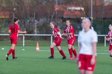 Bild 210 - wBJ SV Wahlstedt - TuS Tensfeld : Ergebnis: 0:1